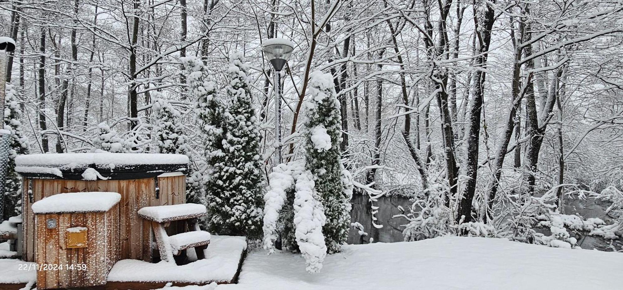Vodenica Vrelo Chalets Vrelo Koreničko المظهر الخارجي الصورة